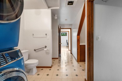 LOCATION, LOCATION, LOCATION!! Welcome to this beautifully - photo 46