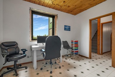LOCATION, LOCATION, LOCATION!! Welcome to this beautifully - photo 48