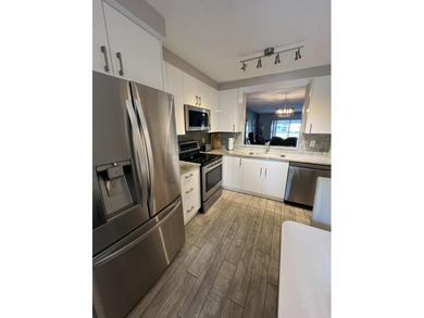 Totally renovated gorgeous Lancaster model in building 32 of - photo 10