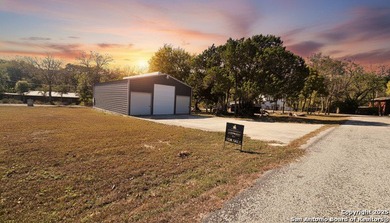 Canyon Lake Home For Sale in Canyon Lake Texas