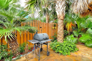 Coastal Cottage Retreat in Port Aransas! Discover the charm of - photo 11