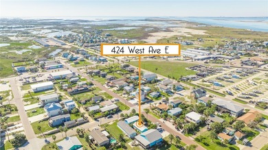Coastal Cottage Retreat in Port Aransas! Discover the charm of - photo 13