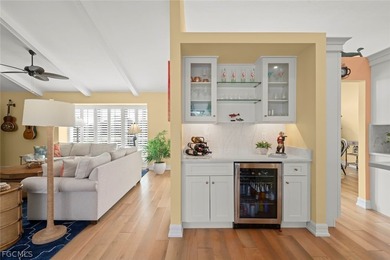 Welcome to your new sanctuary on Sanibel Island. This bright - photo 21