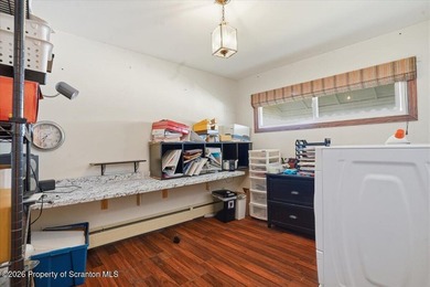 Handicap accessible lovely cape cod so close to all amenities - photo 21