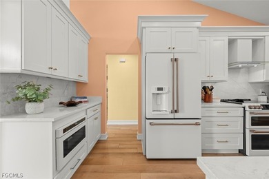 Welcome to your new sanctuary on Sanibel Island. This bright - photo 23