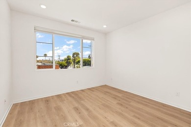 Newer Construction 3 bedroom, 2.5 Bath Spanish inspired - photo 7