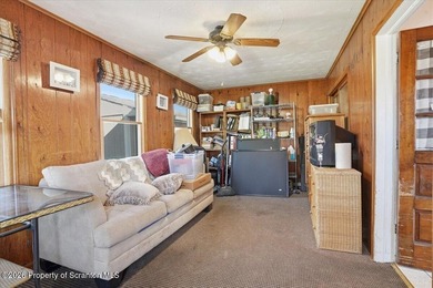 Handicap accessible lovely cape cod so close to all amenities - photo 28