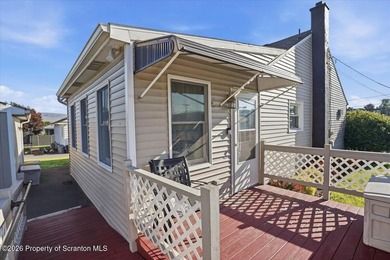 Handicap accessible lovely cape cod so close to all amenities - photo 38