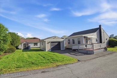 Handicap accessible lovely cape cod so close to all amenities - photo 39
