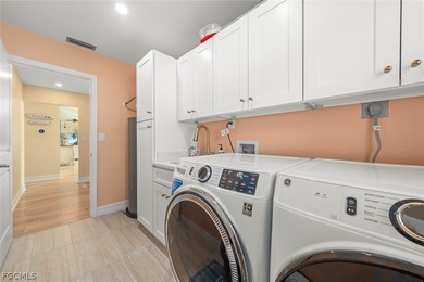 Welcome to your new sanctuary on Sanibel Island. This bright - photo 41