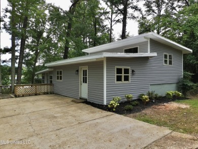 Lake Home For Sale in Florence, Mississippi