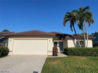Move-in ready! Start packing for this bright and airy 3 bedroom - photo 1