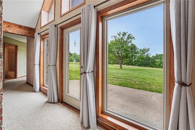 Escape to your own private retreat with this unique earth - photo 4