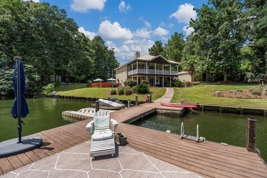 Welcome to your lakeside retreat! This beautifully updated - photo 9