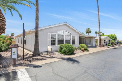 Side-by-Side Parking!  Welcome to this exquisite Cavco home