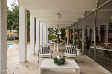 Located in the iconic Olympus Condominiums, this 2-bedroom