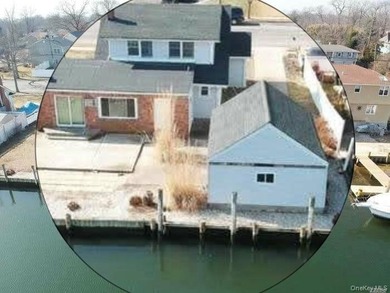 Water front featuring. Nice 4bedroom and 2 bathroom single - photo 4
