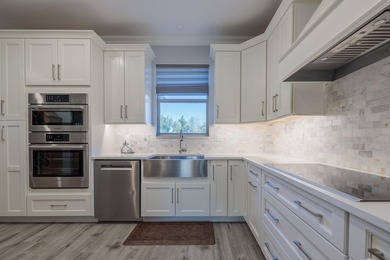 OCEAN ACCESS!! Welcome to one of Stuart's most sought-after - photo 16