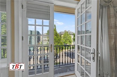 Welcome to 1222 East 22nd Street! An exceptional custom-built - photo 18