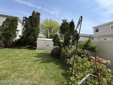 6 OVER 6, LARGE HOUSE, FINISHED BASEMENT. ABOVE GROUND LEVEL ON - photo 19