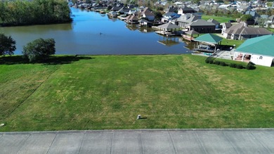 Lake Palourde Lot For Sale in Morgan City Louisiana