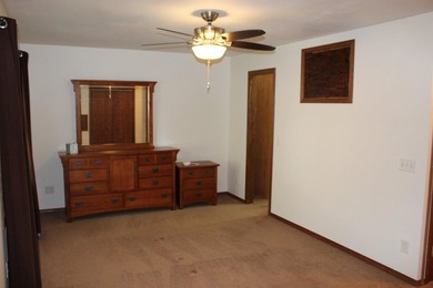 Welcome to 631 N 1st Street, a charming riverfront property - photo 21