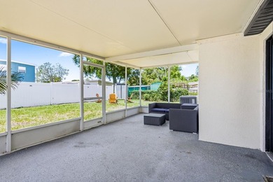 Welcome to this completely renovated 3-bedroom, 1-bathroom home - photo 22