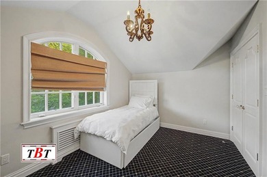 Welcome to 1222 East 22nd Street! An exceptional custom-built - photo 32
