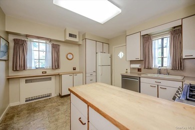 Welcome to 1264 Rhinelander Avenue, a rare custom-built side - photo 13