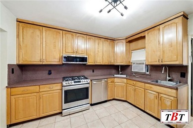 Welcome to 3107 Avenue J! This semi attached one family home set - photo 15