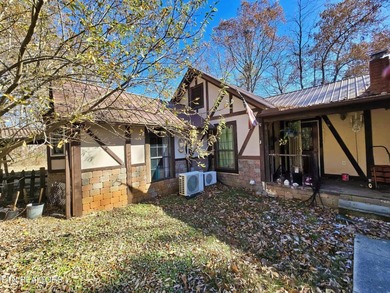 Norris Lake Home Sale Pending in Lafollette Tennessee