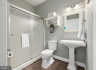 This exceptional custom home on a double waterfront lot offers - photo 21