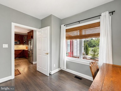 This exceptional custom home on a double waterfront lot offers - photo 25