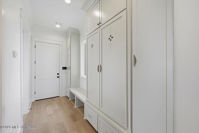 Reservoir Waterfront New Construction! Experience exceptional - photo 26