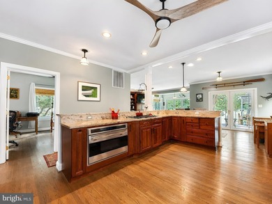 This exceptional custom home on a double waterfront lot offers - photo 26