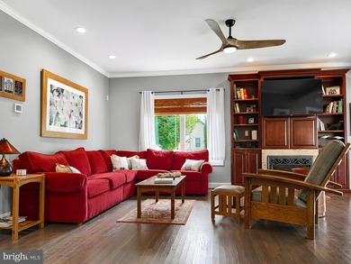This exceptional custom home on a double waterfront lot offers - photo 34