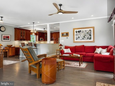 This exceptional custom home on a double waterfront lot offers - photo 35