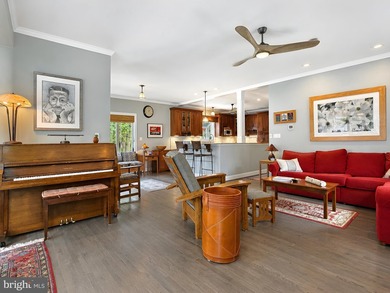 This exceptional custom home on a double waterfront lot offers - photo 36