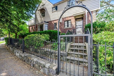 Welcome to 1264 Rhinelander Avenue, a rare custom-built side - photo 45