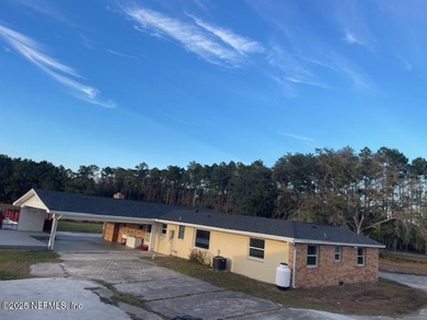 Nearly 8 Acres Fully Fenced Agricultural Ranch next to JAX - photo 5