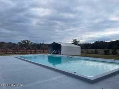 Nearly 8 Acres Fully Fenced Agricultural Ranch next to JAX - photo 10