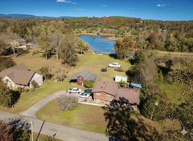 Chickamauga Lake Home For Sale in Dayton Tennessee
