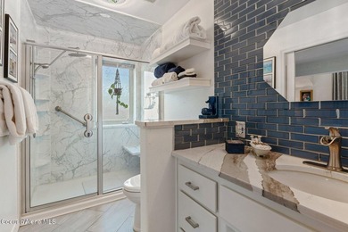 Motivated Seller - This is a gorgeous residence with beautiful - photo 19