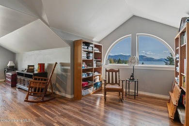Motivated Seller - This is a gorgeous residence with beautiful - photo 28
