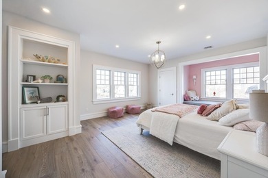 This exquisite custom-built home in the coveted New Seabury - photo 35