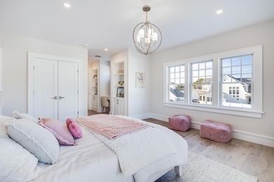 This exquisite custom-built home in the coveted New Seabury - photo 36