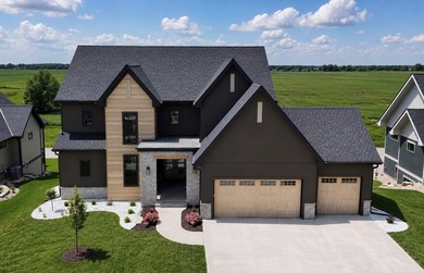 (private lake, pond, creek) Home Active Under Contract in Waunakee Wisconsin