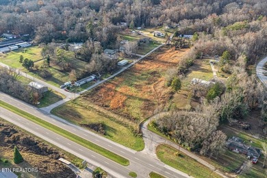 Cleared and level lot, zoned for commercial and residential use - photo 6