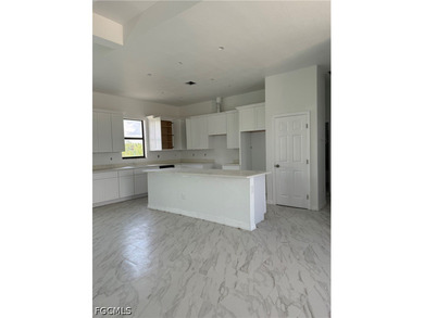 Discover the potential of this beautiful waterfront home in the - photo 3