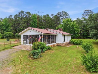 Charming 1982 home nestled on just over 2 acres in Higden, AR - - photo 1